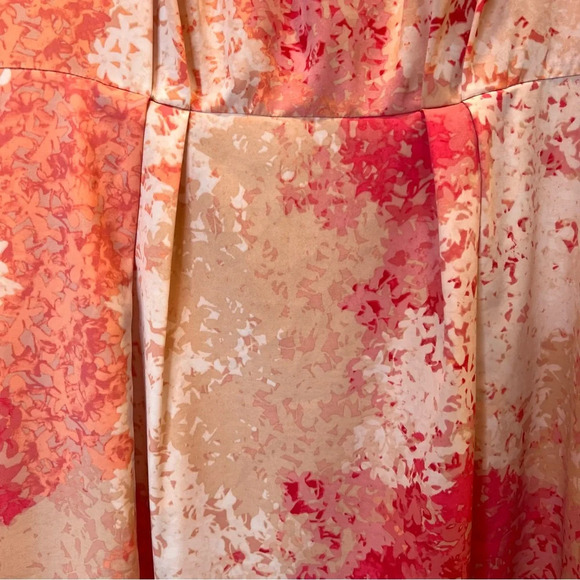 The Loft Tan and Shades of Orange Sleeveless Lightweight Pleated Dress. Size 10. - Picture 7 of 13